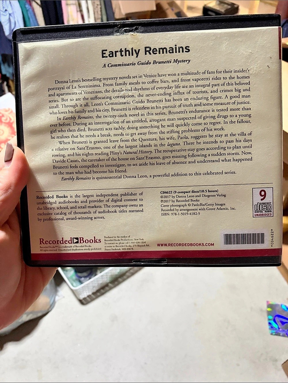 Recorded Books Earthly Remains: A Commissario Guido Brunetti Mystery, Book 26